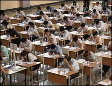 Утверждены количество тестов и критерии оценки для поступления в бакалавриат вузов